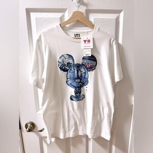 NEW Disney Mickey Mouse Denim Graphic T-Shirt Uniqlo Brand